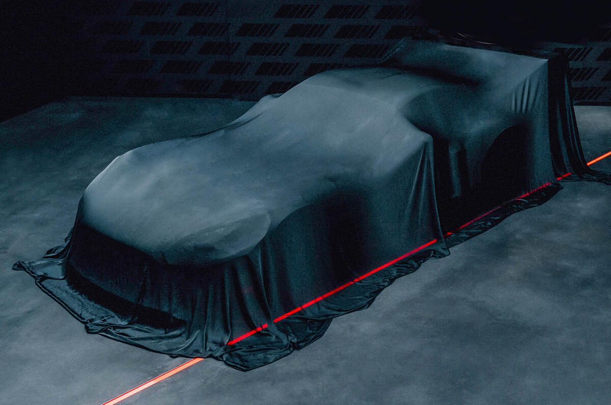 concept_amg_gt_track_sport_4