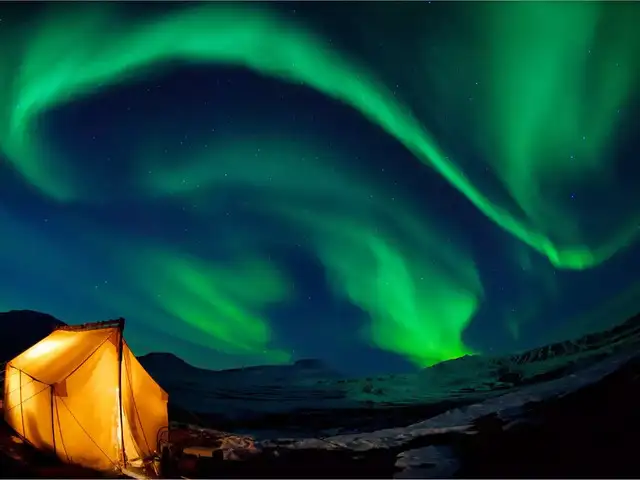 chasing-the-aurora-borealis-around-the-world