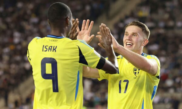 Sweden's Alexander Isak, left, celebrates with Viktor Gyokeres after scoring his side's second goal during the UEFA Nations League soccer match between Azerbaijan and Sweden at the Tofiq Bahramov Republican stadium in Baku, Azerbaijan, Thursday, Sept. 5,